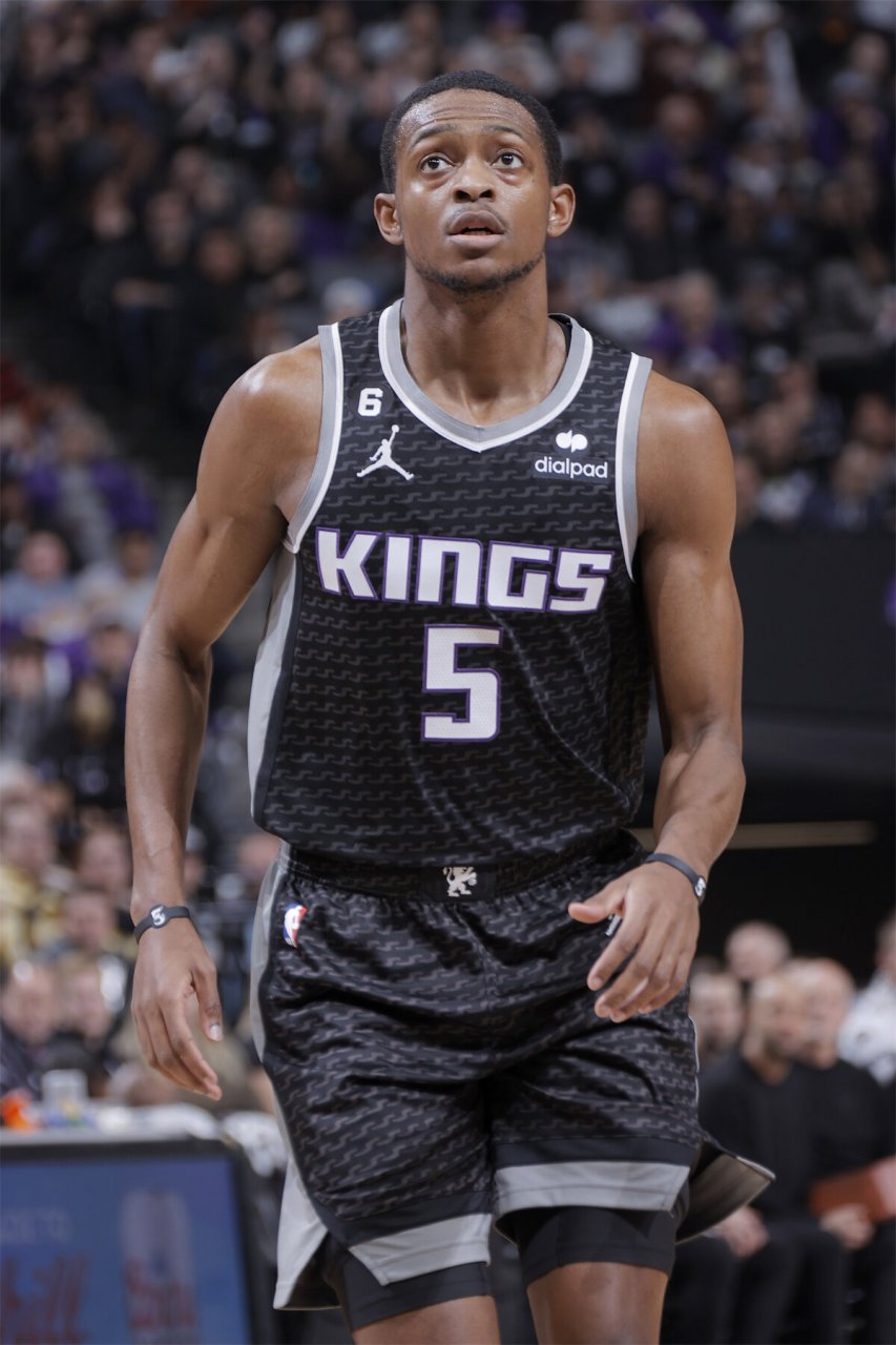 im体育娱乐平台-从今晨切尔西备战CBA季后赛到萨克拉门托国王清晨绝杀压哨，皇家马德里关键时刻止住颓势的简单介绍